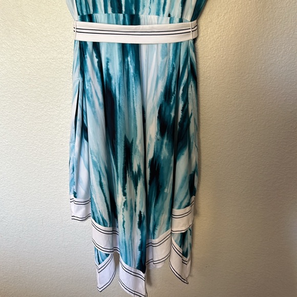 Soma Dress, size large, built in padding - Picture 7 of 8